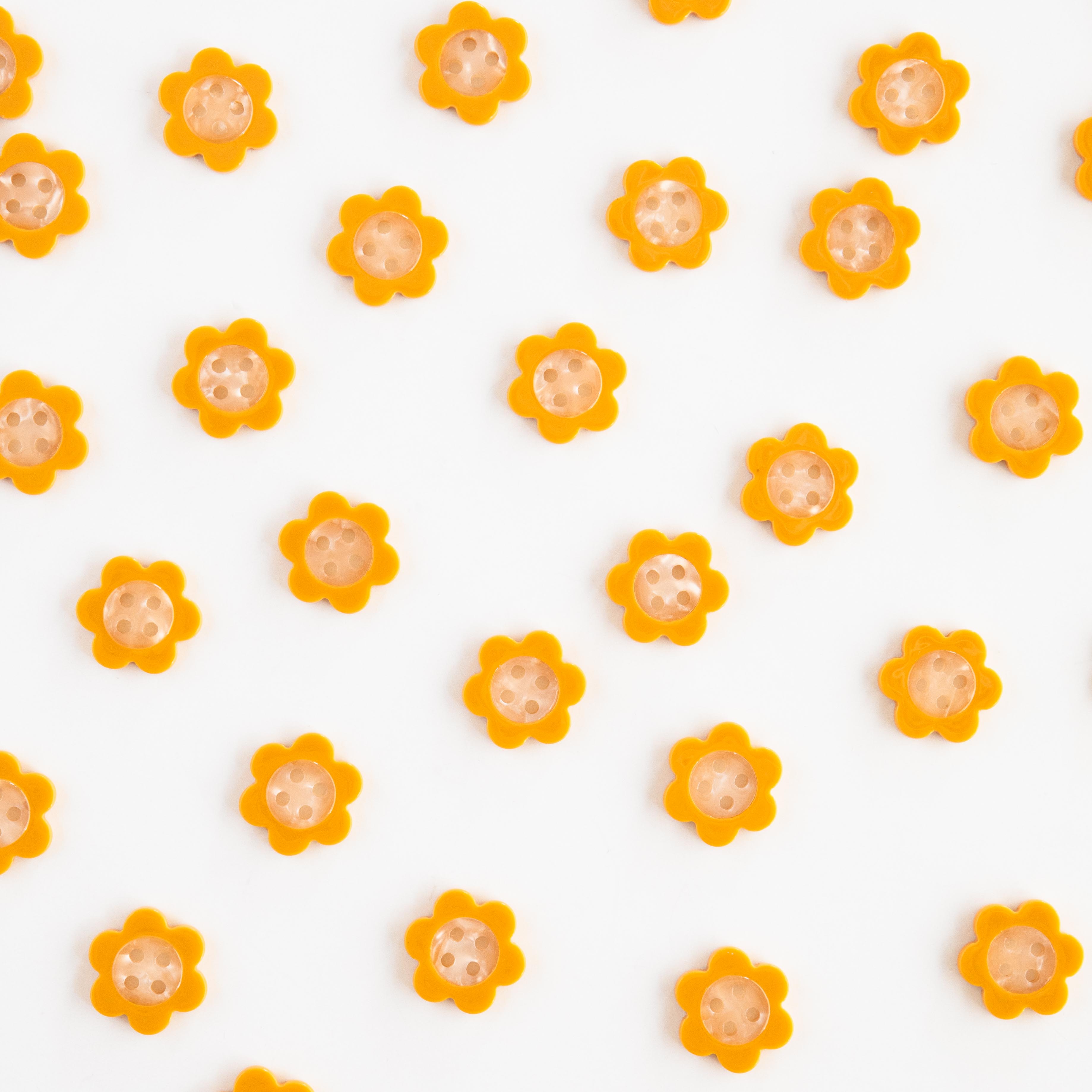 Yellow Daisy 15mm (5/8”) Buttons By Sarah Hearts - Set of 10 | Blackbird Fabrics
