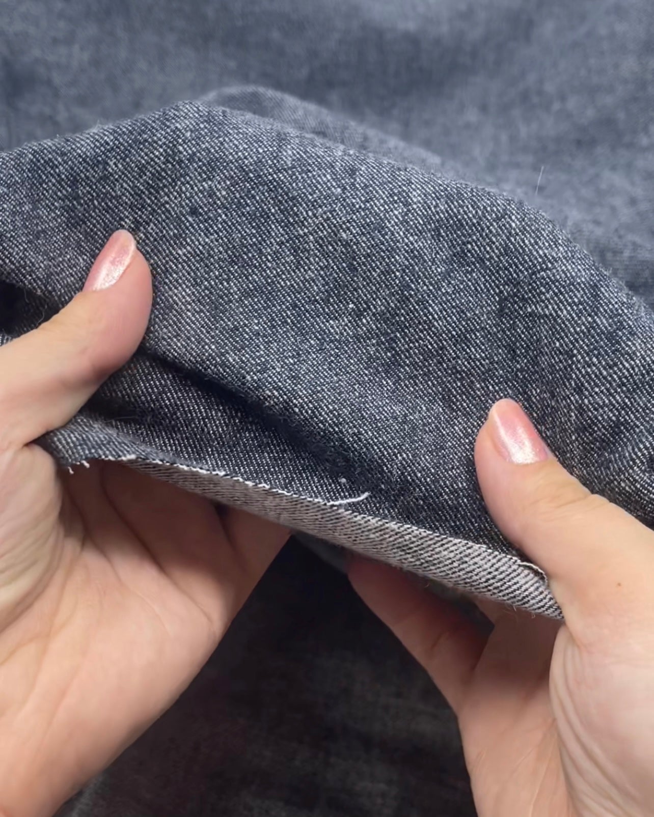 7.5oz Linen Cotton Chambray Denim - Ink | Blackbird Fabrics