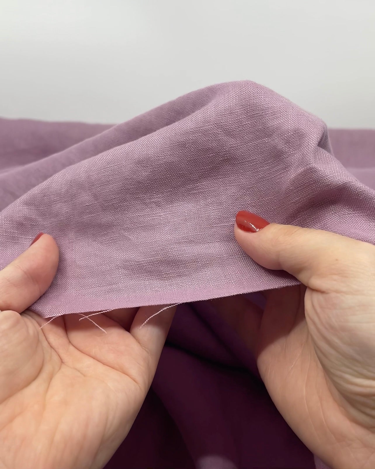 Breezy Lightweight Linen | Blackbird Fabrics