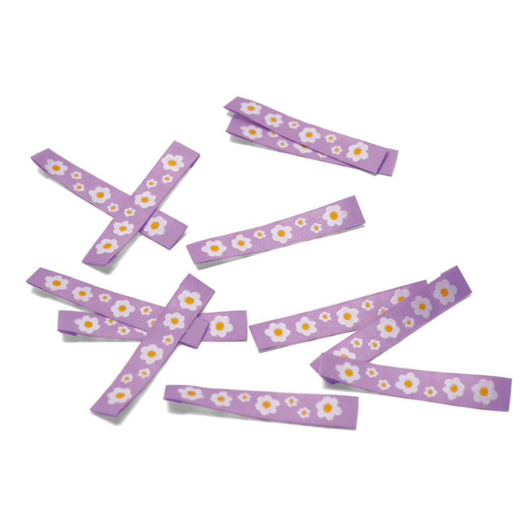 Daisy Chain Labels - Pack of 8 | Blackbird Fabrics