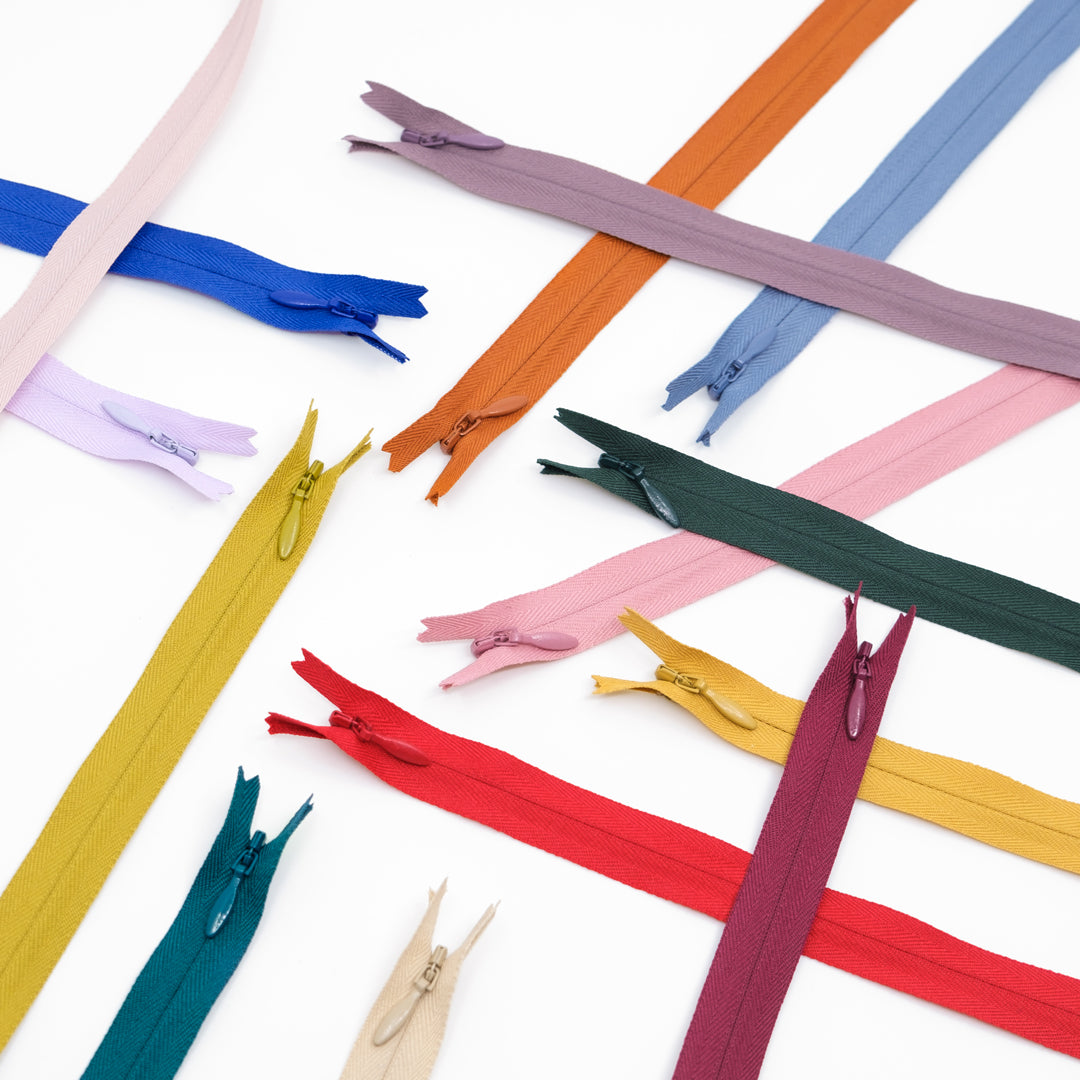 22" (56cm) Invisible Zipper