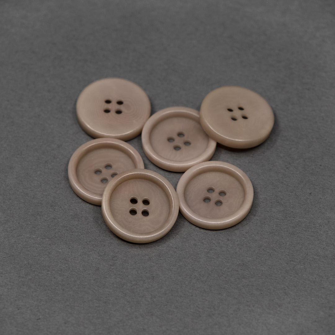 Mushroom 23mm (15/16”) Buttons - Set of 6 | Blackbird Fabrics