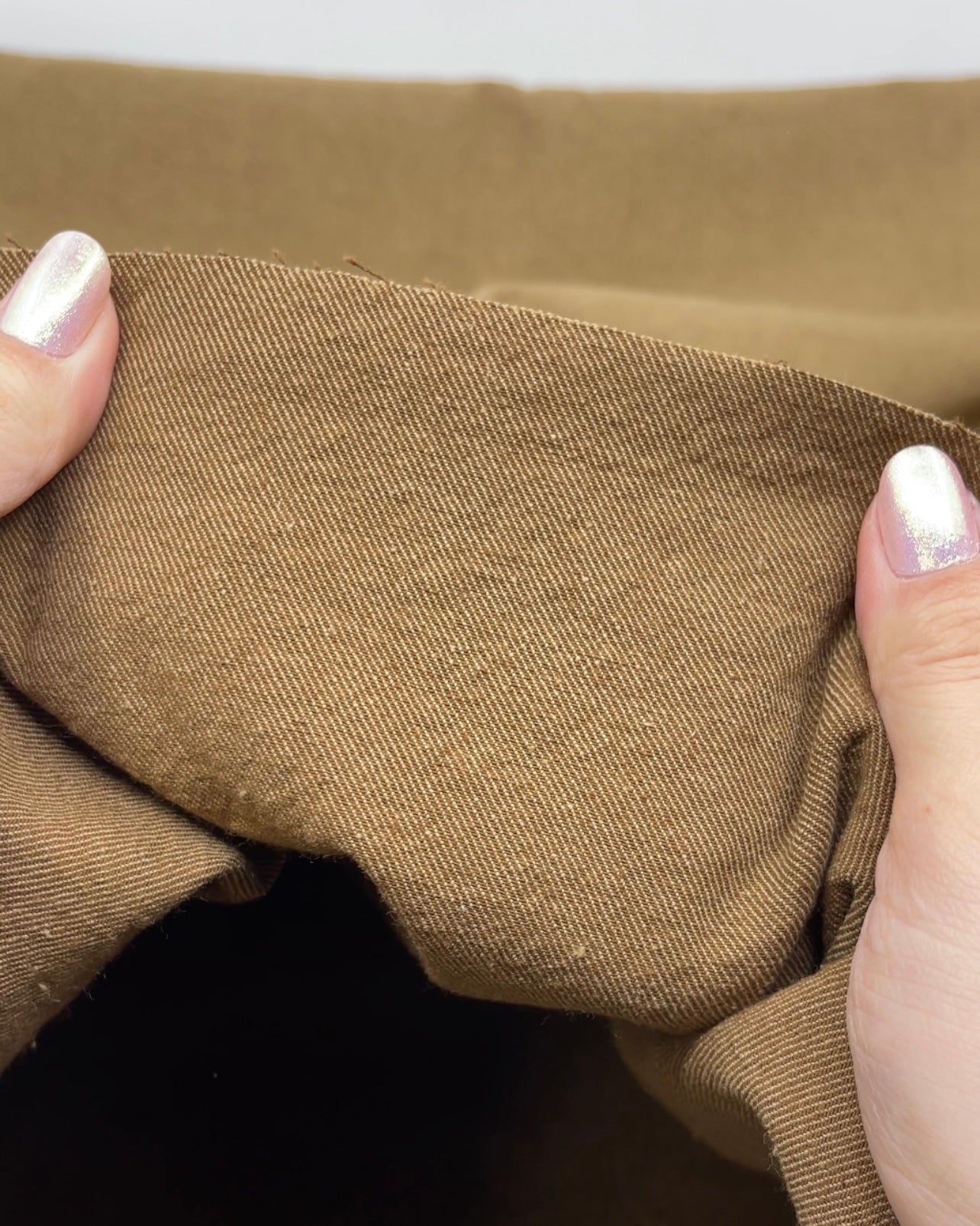 10oz Stonewashed Denim - Ivory/Brownie | Blackbird Fabrics