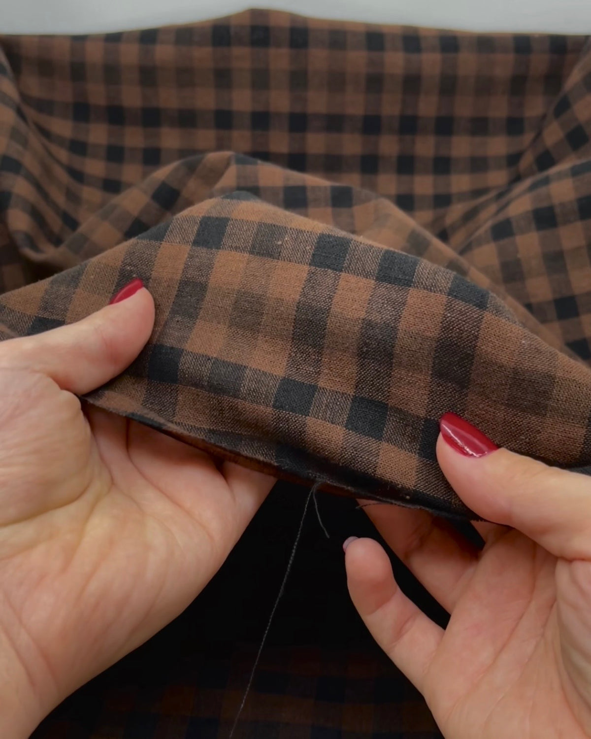 Gingham Yarn Dyed Cotton Linen - Pinecone/Black | Blackbird Fabrics