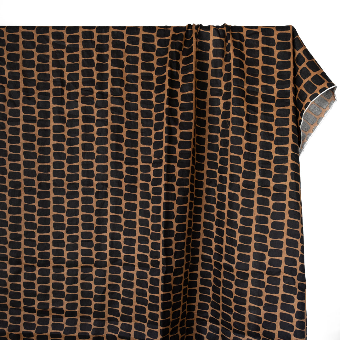 Dash Printed Linen - Walnut/Black | Blackbird Fabrics