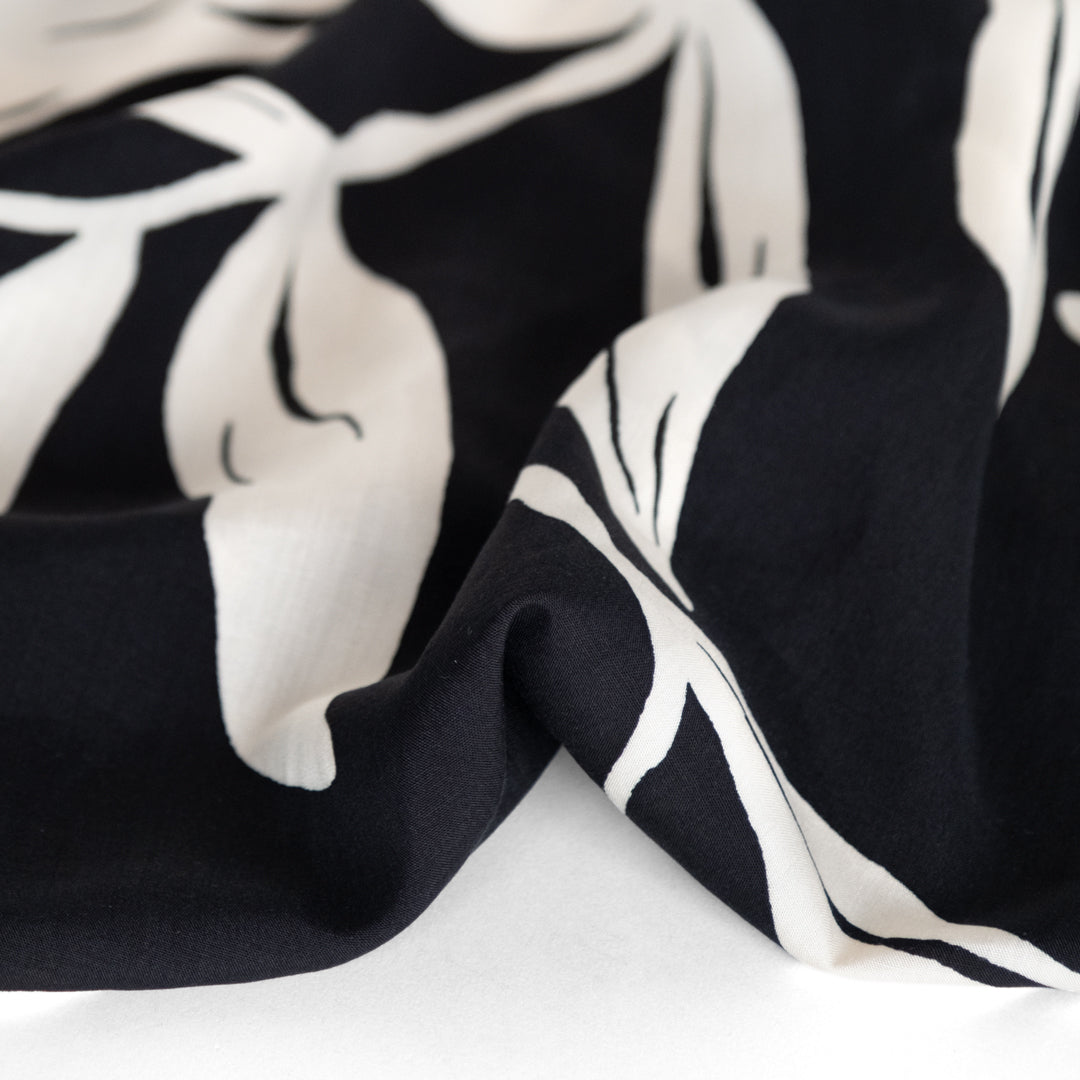 Vintage Ferns Viscose Poplin - Black/Cream | Blackbird Fabric